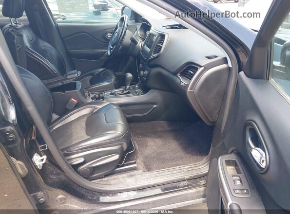1C4PJMLB0KD138312 2019 JEEP CHEROKEE Black Սալոնի դիմացի տեսք