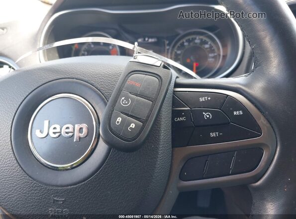 1C4PJMLB0KD138312 2019 JEEP CHEROKEE Black Առջևի վահանակի տեսք