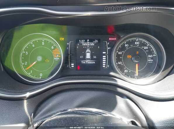 1C4PJMLB1KD394300 2019 JEEP CHEROKEE Black Вид задніх сидінь