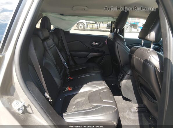 1C4PJMLB2KD404929 2019 JEEP CHEROKEE Gray 
