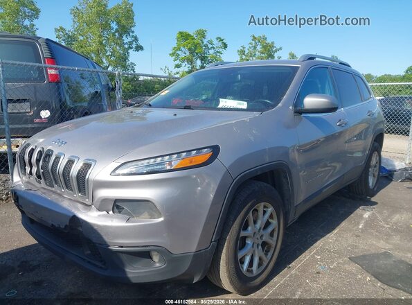 1C4PJMLB3JD578765 2018 JEEP CHEROKEE Gray Vista tres cuartos delantera izquierda