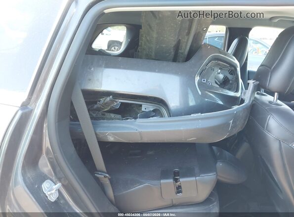 1C4PJMLB4KD269050 2019 JEEP CHEROKEE Gray 
