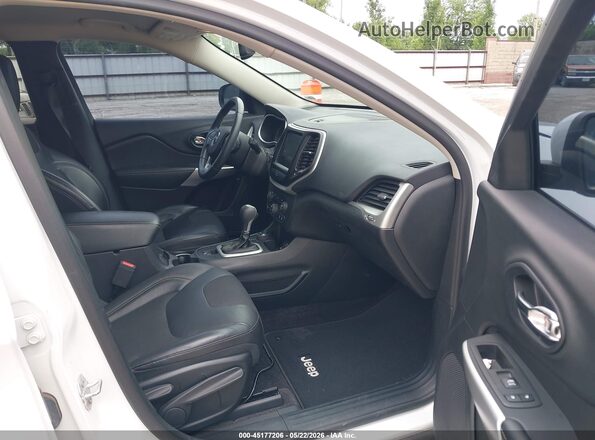 1C4PJMLB8JD574730 2018 JEEP CHEROKEE White წინა სალონის ხედი
