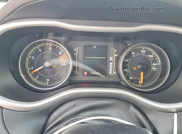 1C4PJMLB8JD586649 2018 JEEP CHEROKEE Silver 