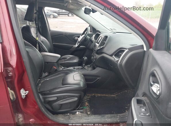 1C4PJMLB9KD108208 2019 JEEP CHEROKEE Red Front interior view