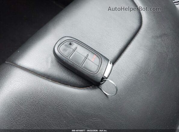1C4PJMLB9KD181935 2019 JEEP CHEROKEE Black Widok deski rozdzielczej