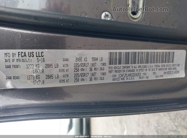 1C4PJMLNXKD224253 2019 JEEP CHEROKEE Gray ძრავის განყოფილების ხედი