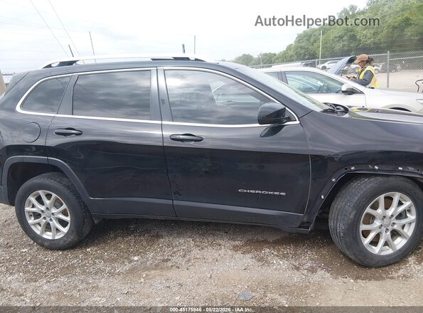 1C4PJMLX4JD602860 2018 JEEP CHEROKEE Black Rear interior view