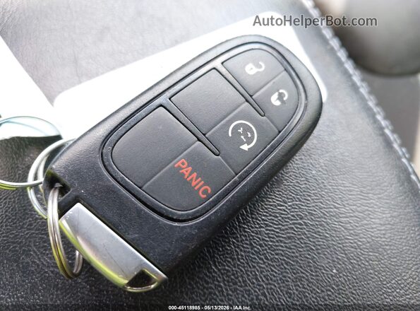 1C4PJMLX9KD271467 2019 JEEP CHEROKEE Черный Вид панели приборов