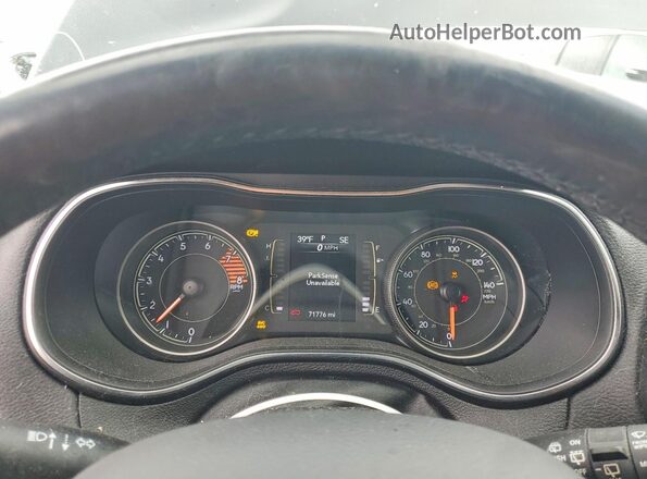 1C4PJMLXXKD413678 2019 JEEP CHEROKEE Black Instrument cluster view