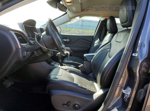 1C4PJMMN1MD110403 2021 JEEP CHEROKEE Gray Вид салону спереду