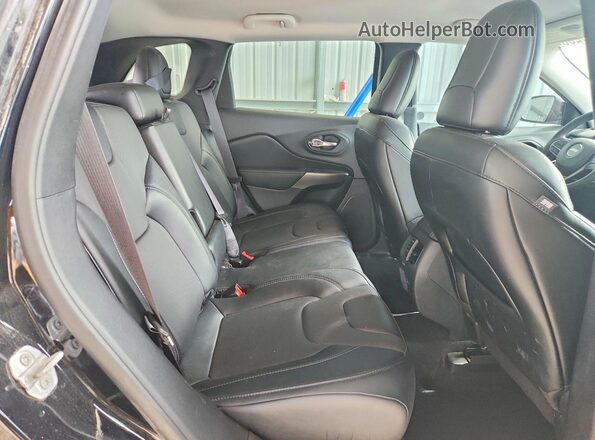 1C4PJMMX4ND529803 2022 JEEP CHEROKEE Black უკანა სალონის ხედი