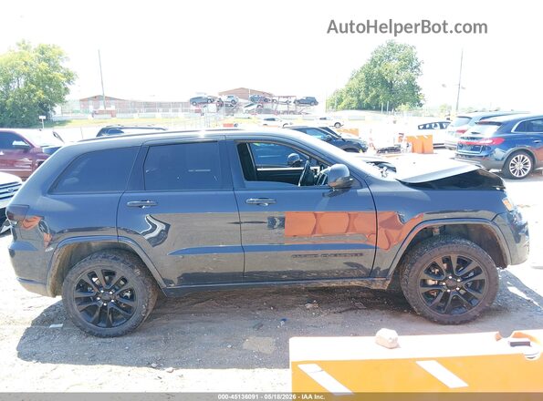 1C4RJEAG3HC957407 2017 JEEP GRAND CHEROKEE Черный Вид задней части салона