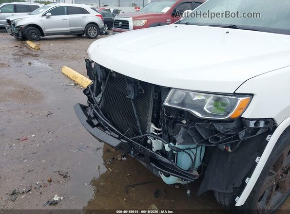1C4RJEAG3JC185559 2018 JEEP GRAND CHEROKEE White Widok z przodu