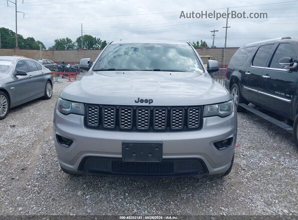 1C4RJEAG4JC253013 2018 JEEP GRAND CHEROKEE Gray Вид щитка приладів