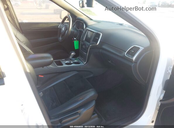 1C4RJEAG4JC339809 2018 JEEP GRAND CHEROKEE White Widok wnętrza z przodu