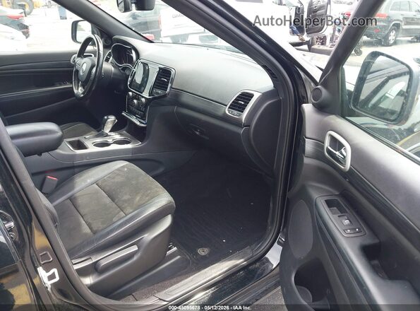 1C4RJEAG9LC428844 2020 JEEP GRAND CHEROKEE Black Widok wnętrza z przodu
