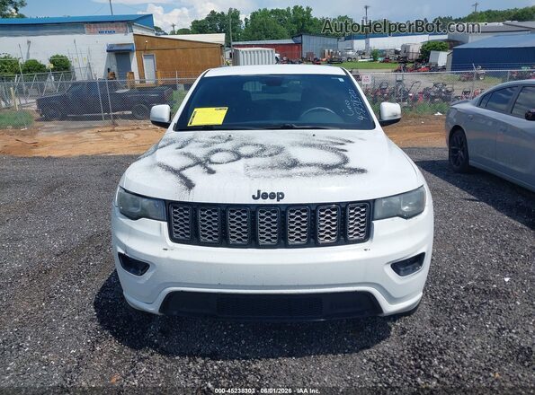 1C4RJEAGXJC168838 2018 JEEP GRAND CHEROKEE White Вид щитка приладів