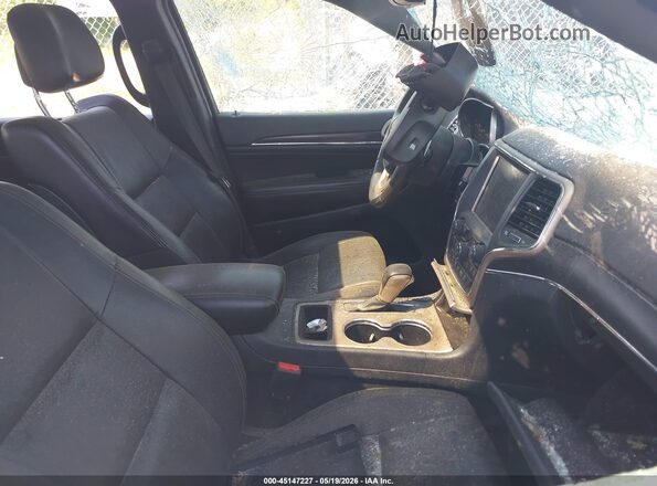 1C4RJEBG3HC846418 2017 JEEP GRAND CHEROKEE Silver 