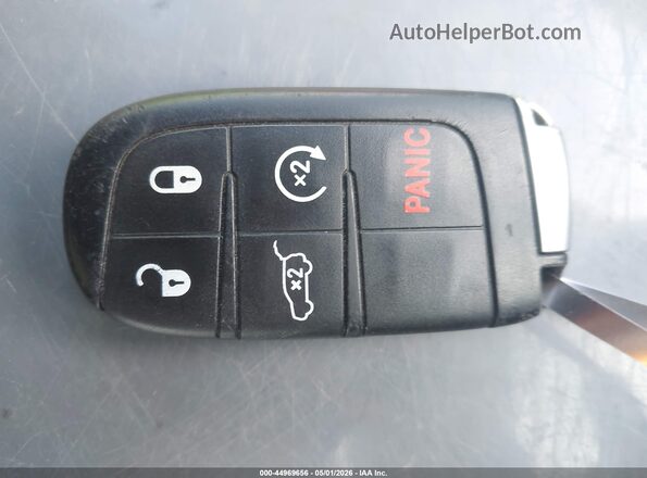 1C4RJEBG6NC180375 2022 JEEP GRAND CHEROKEE WK Белый Вид панели приборов