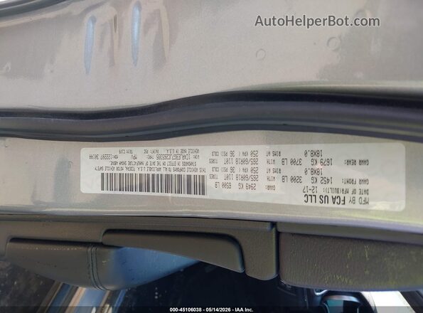1C4RJEBG7JC265395 2018 JEEP GRAND CHEROKEE Silver Vista del compartimento del motor