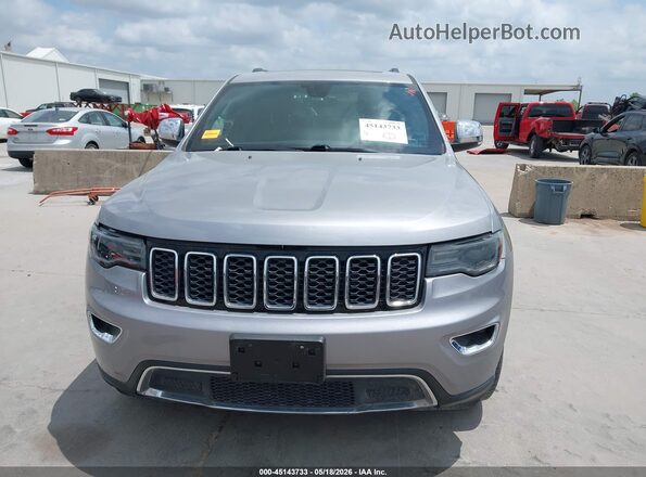 1C4RJEBG8HC892990 2017 JEEP GRAND CHEROKEE Silver Вид щитка приладів