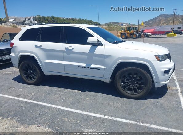 1C4RJFAG0JC122277 2018 JEEP GRAND CHEROKEE White Widok wnętrza z tyłu