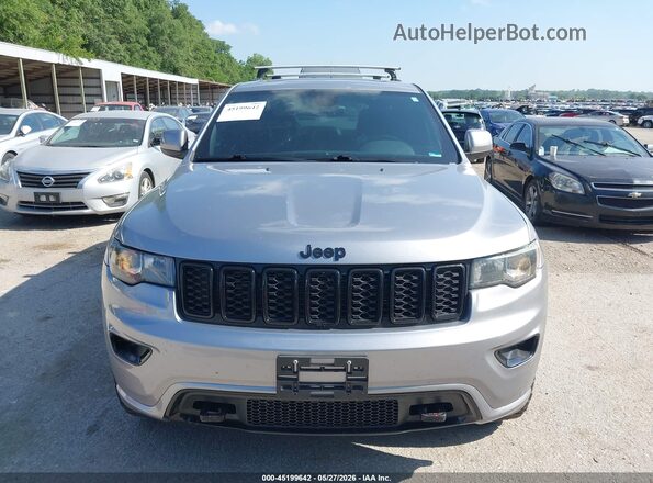 1C4RJFAG0JC203179 2018 JEEP GRAND CHEROKEE Silver 