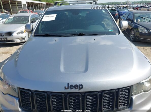 1C4RJFAG0JC203179 2018 JEEP GRAND CHEROKEE Silver 