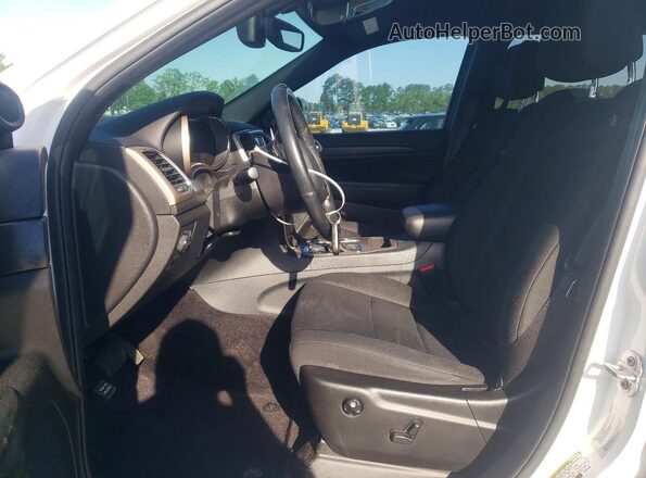 1C4RJFAG2HC841959 2017 JEEP GRAND White Front interior view