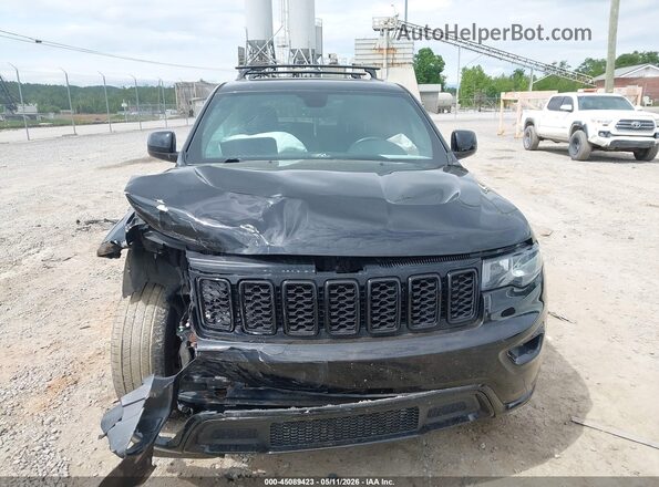 1C4RJFAG2HC847471 2017 JEEP GRAND CHEROKEE Black Widok zestawu wskaźników