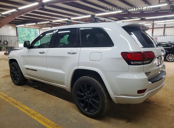 1C4RJFAG2JC245725 2018 JEEP GRAND White 