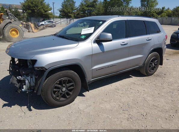 1C4RJFAG2JC458948 2018 JEEP GRAND CHEROKEE Silver Przód lewy