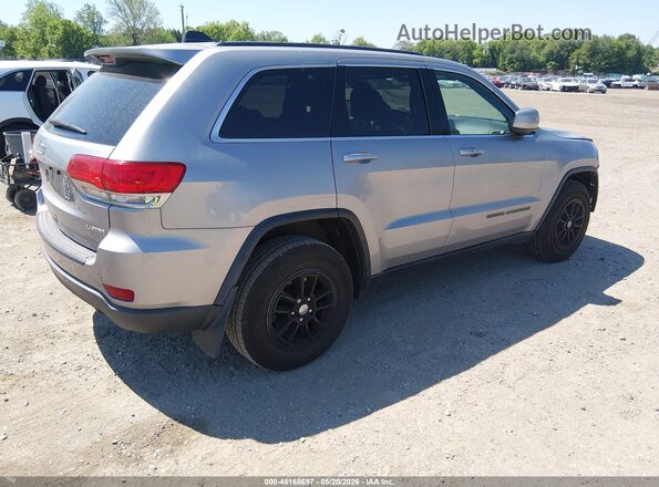 1C4RJFAG2JC458948 2018 JEEP GRAND CHEROKEE Silver Tył prawy