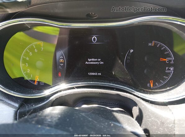 1C4RJFAG2JC458948 2018 JEEP GRAND CHEROKEE Silver Widok tylnych siedzeń