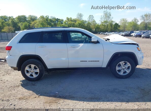 1C4RJFAG3HC959017 2017 JEEP GRAND CHEROKEE White Սալոնի հետևի տեսք