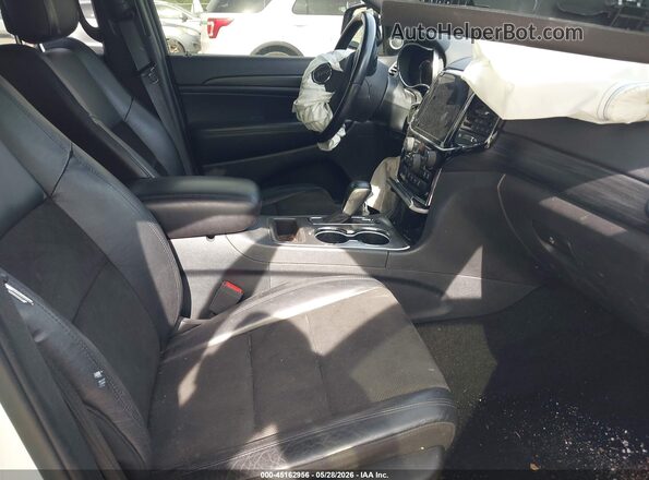 1C4RJFAG3LC380571 2020 JEEP GRAND CHEROKEE White Front interior view