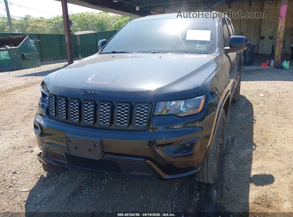 1C4RJFAG4JC245452 2018 JEEP GRAND CHEROKEE Черный Вид спереди