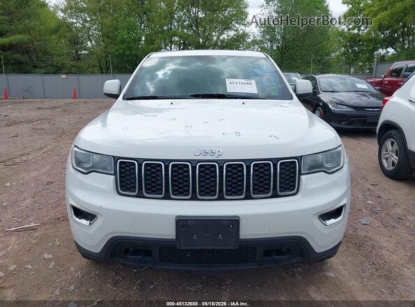 1C4RJFAG4JC263689 2018 JEEP GRAND CHEROKEE Белый Вид щитка приборов