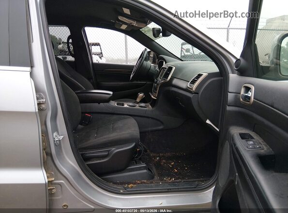 1C4RJFAG5HC826033 2017 JEEP GRAND CHEROKEE Black წინა სალონის ხედი