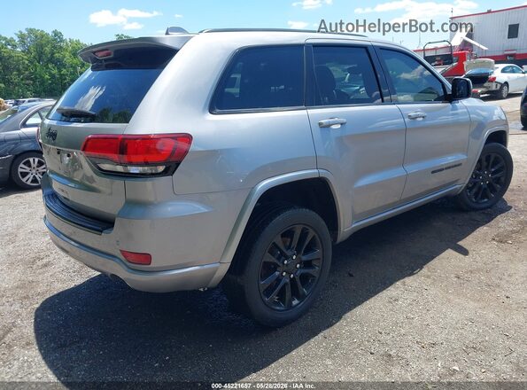 1C4RJFAG5JC108679 2018 JEEP GRAND CHEROKEE Silver Tył prawy