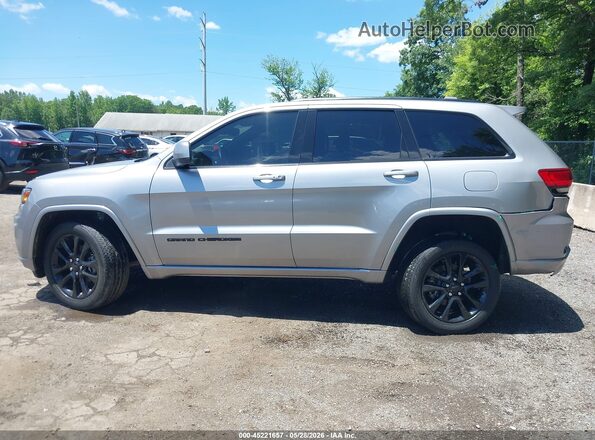 1C4RJFAG5JC108679 2018 JEEP GRAND CHEROKEE Silver Widok wnętrza 360 stopni