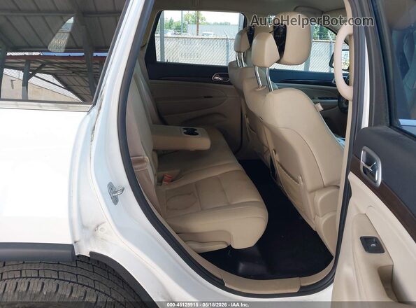 1C4RJFAG5JC223010 2018 JEEP GRAND CHEROKEE White Вид наклейки з VIN-кодом