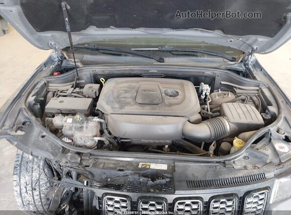 1C4RJFAG6KC818420 2019 JEEP GRAND CHEROKEE Gray Rear view