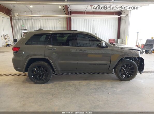 1C4RJFAG6KC818420 2019 JEEP GRAND CHEROKEE Gray Rear interior view