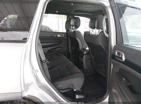 1C4RJFAG7GC389103 2016 JEEP GRAND CHEROKEE Silver Widok naklejki z numerem VIN