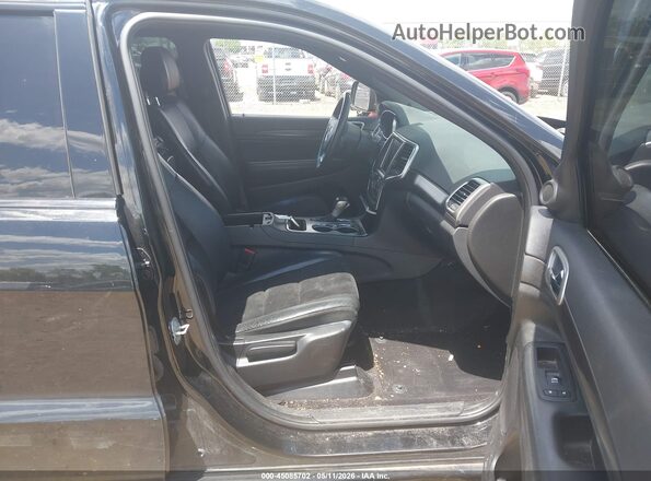 1C4RJFAG8JC180234 2018 JEEP GRAND CHEROKEE Black Вид салону спереду
