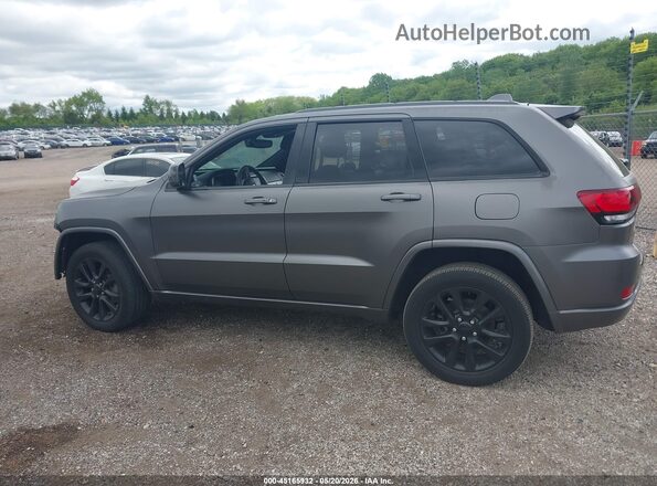 1C4RJFAG8JC356912 2018 JEEP GRAND CHEROKEE Серый 