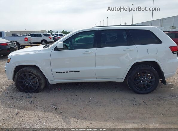 1C4RJFAGXJC217574 2018 JEEP GRAND CHEROKEE White 