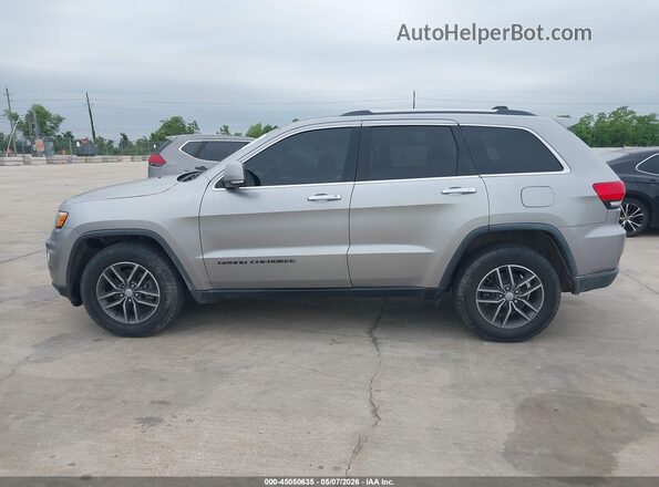 1C4RJFBG0HC744936 2017 JEEP GRAND CHEROKEE Silver 